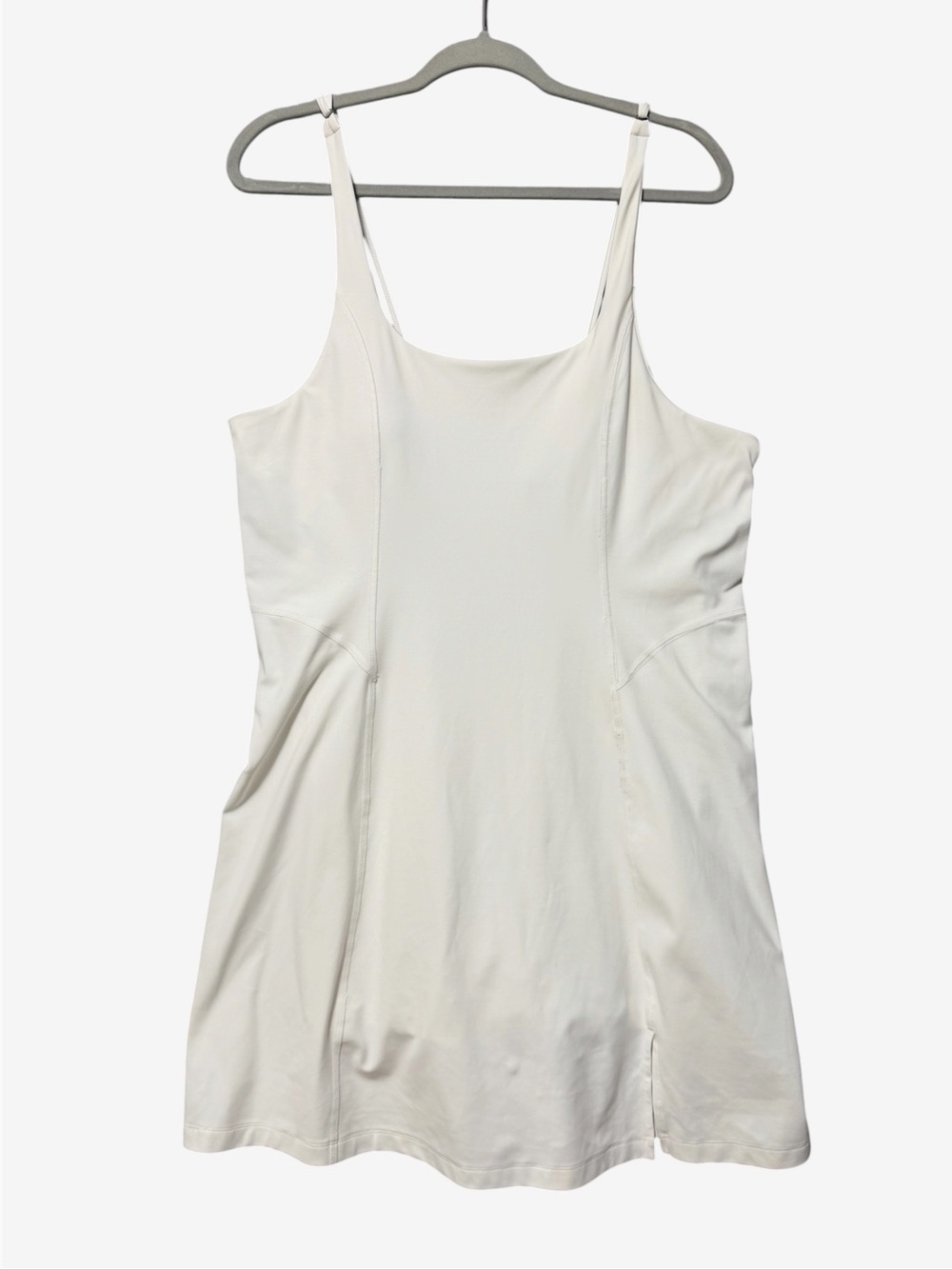 Quince Power Up Square Neck Sport Dress Size XL White Attached Shorts Sleeveless